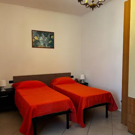 Apartament Le Camelie 2 Di Francesca Polverara
