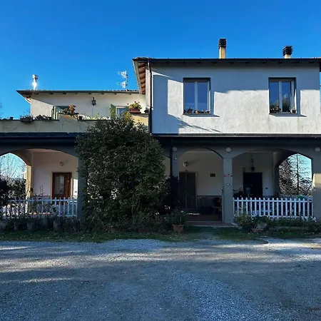 Le Camelie 2 Di Francesca Апартаменты Polverara