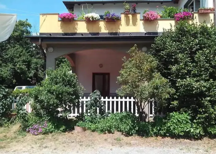 Appartement Le Camelie 2 Di Francesca